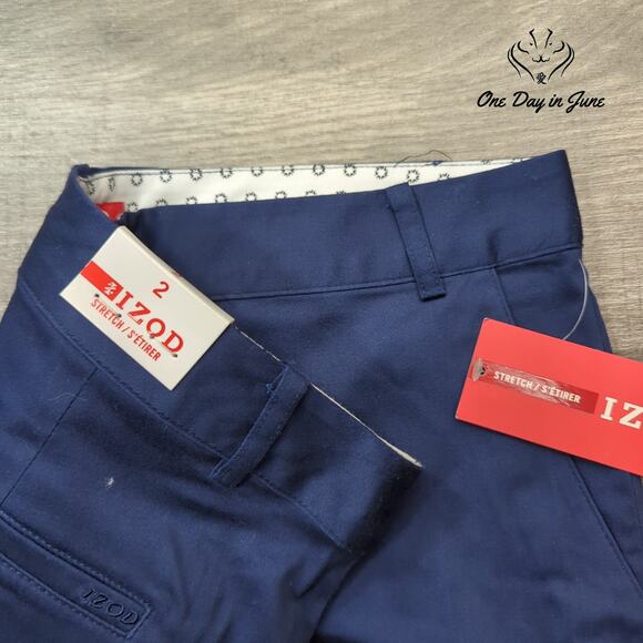 Izod Flat Front Shorts Size 2 - Picture 2 of 7